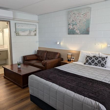 Morwell Parkside Motel ภายนอก รูปภาพ