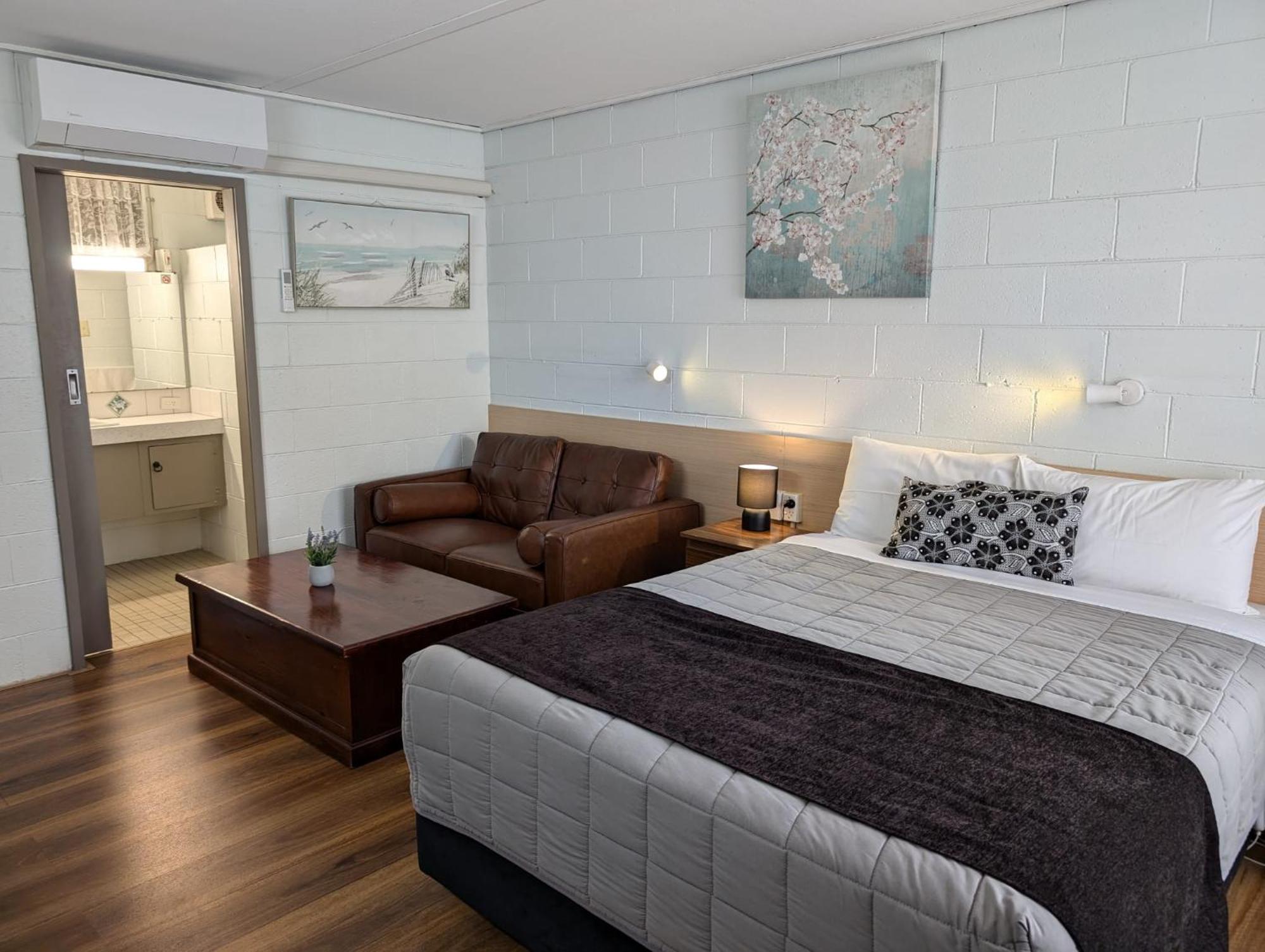 Morwell Parkside Motel ภายนอก รูปภาพ